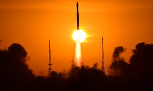 “桐乡爱游戏全站app官方网站号”升空！一箭四星发射圆满成功